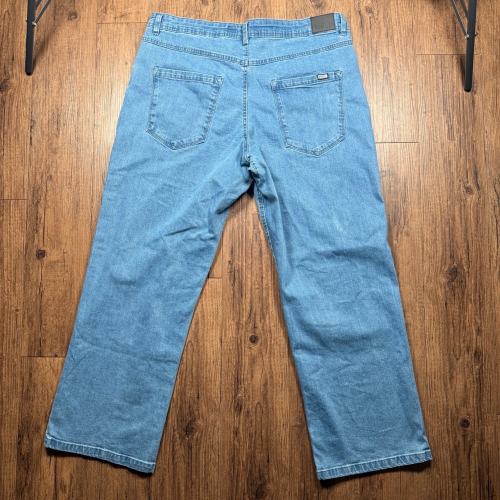 Barbell Apparel Jeans Mens 38x30 Blue Relaxed Athletic Fit 2.0 Light Wash NWT - Picture 9 of 11